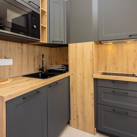 Apartments Domino R ดรามัลย์ ภายนอก รูปภาพ